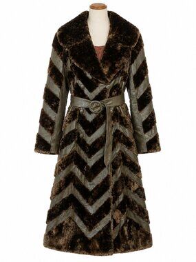 Beautiful vintage 1970s trench coat by Rajac Leathers of Canada